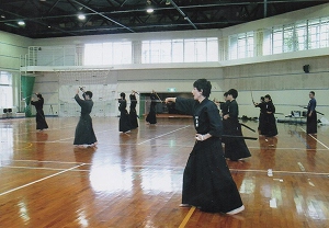 鍛錬棒の稽古