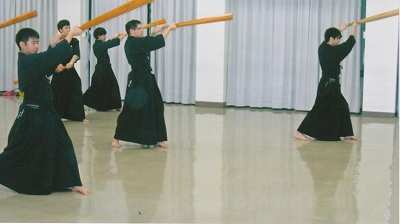 鍛錬棒素振り